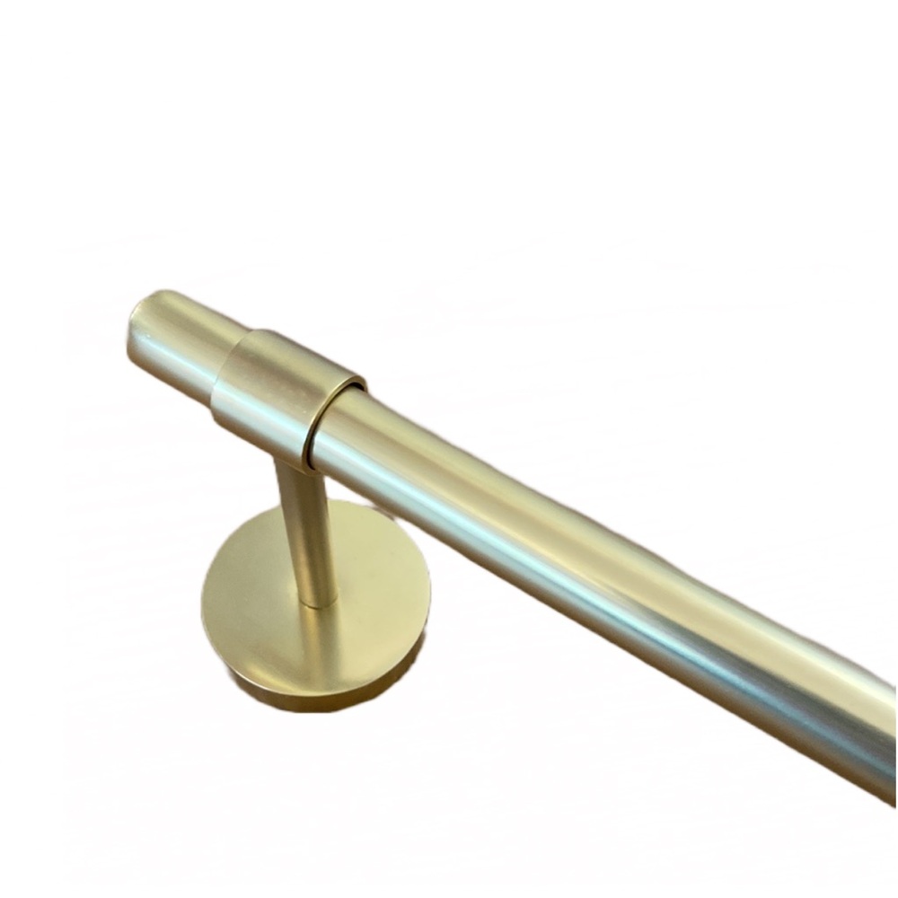 Williams Sonoma Brass Finish Towel Bar - 24"